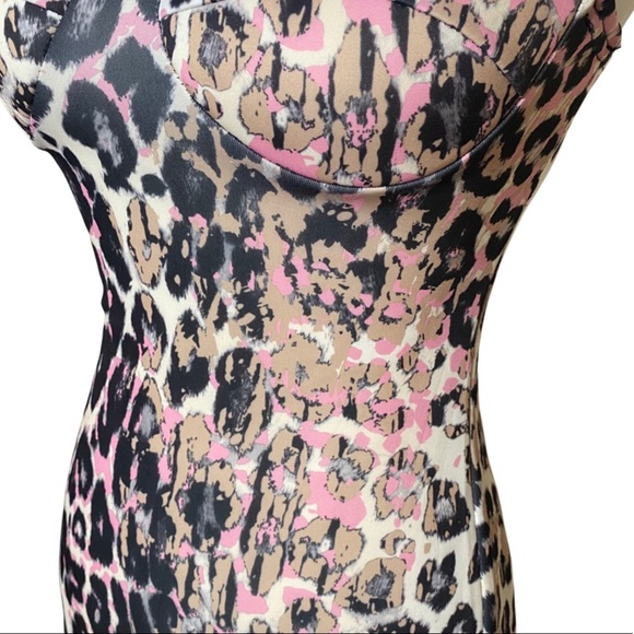 NWT Boohoo Tall Kaya Pastal Animal Cupped Dress Sz 4 Bodycon Cheetah Print - Picture 9 of 10